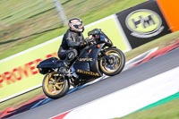 brands-hatch-photographs;brands-no-limits-trackday;cadwell-trackday-photographs;enduro-digital-images;event-digital-images;eventdigitalimages;no-limits-trackdays;peter-wileman-photography;racing-digital-images;trackday-digital-images;trackday-photos